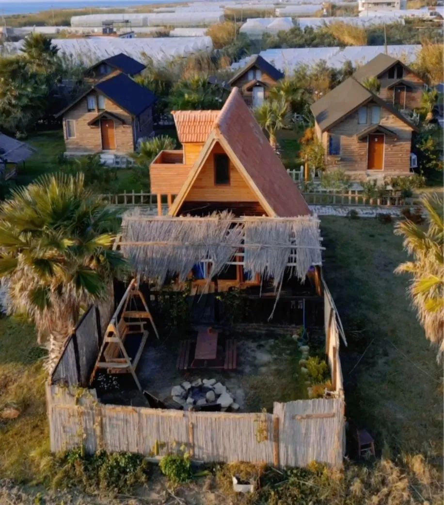 denize sıfır bungalov