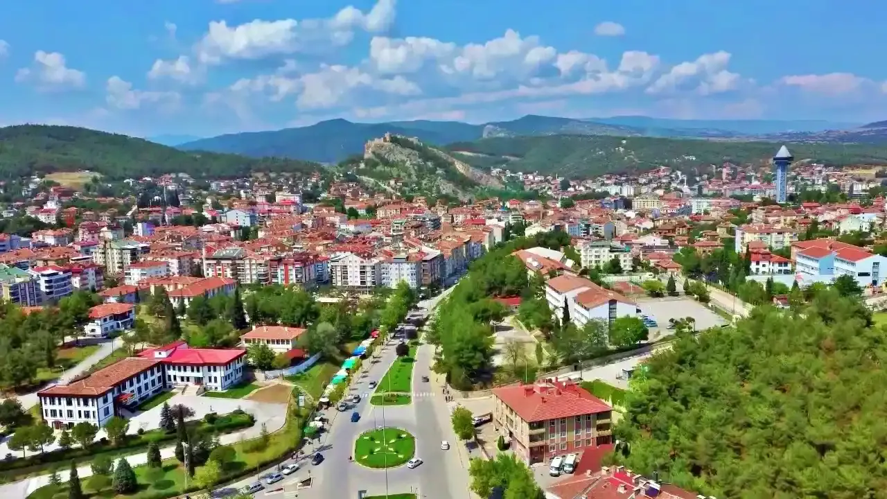 Doğa Yürüyüşü ve Trekking: Doğanın Kollarında Keşif