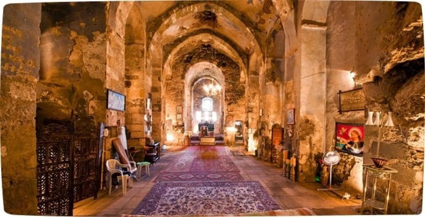 8. Meryem Ana Kilisesi