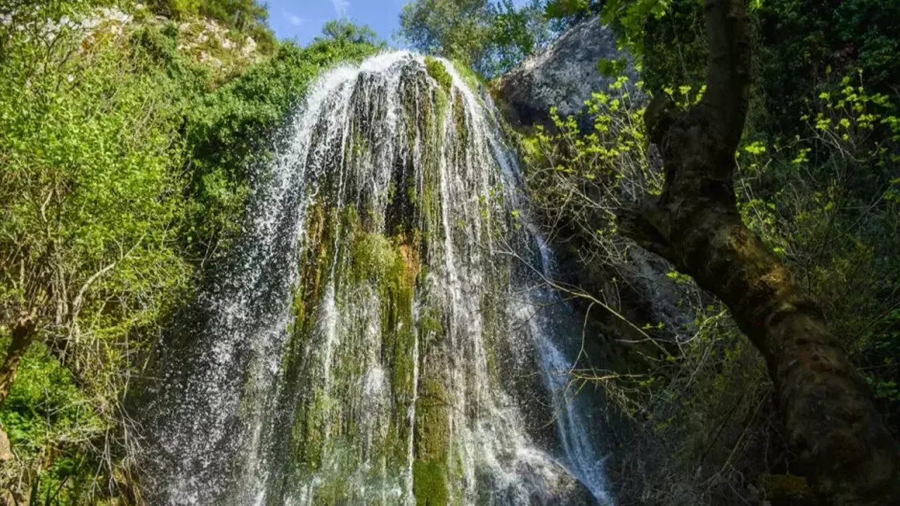 10. Şelale Park – Doğanın Sesi, Ruhunuzun Nefesi