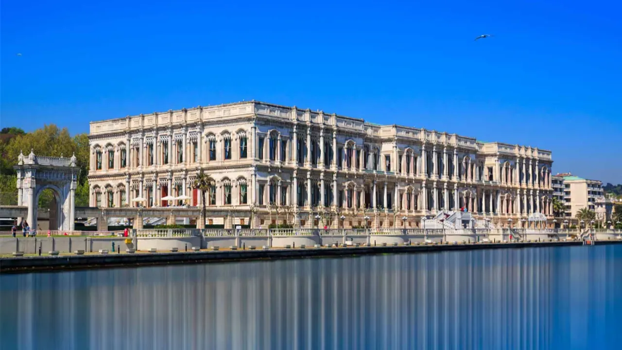 3. Mimari: Taşa İşlenmiş Bir Şiir