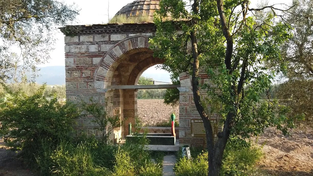 Sarı Saltuk Türbesi