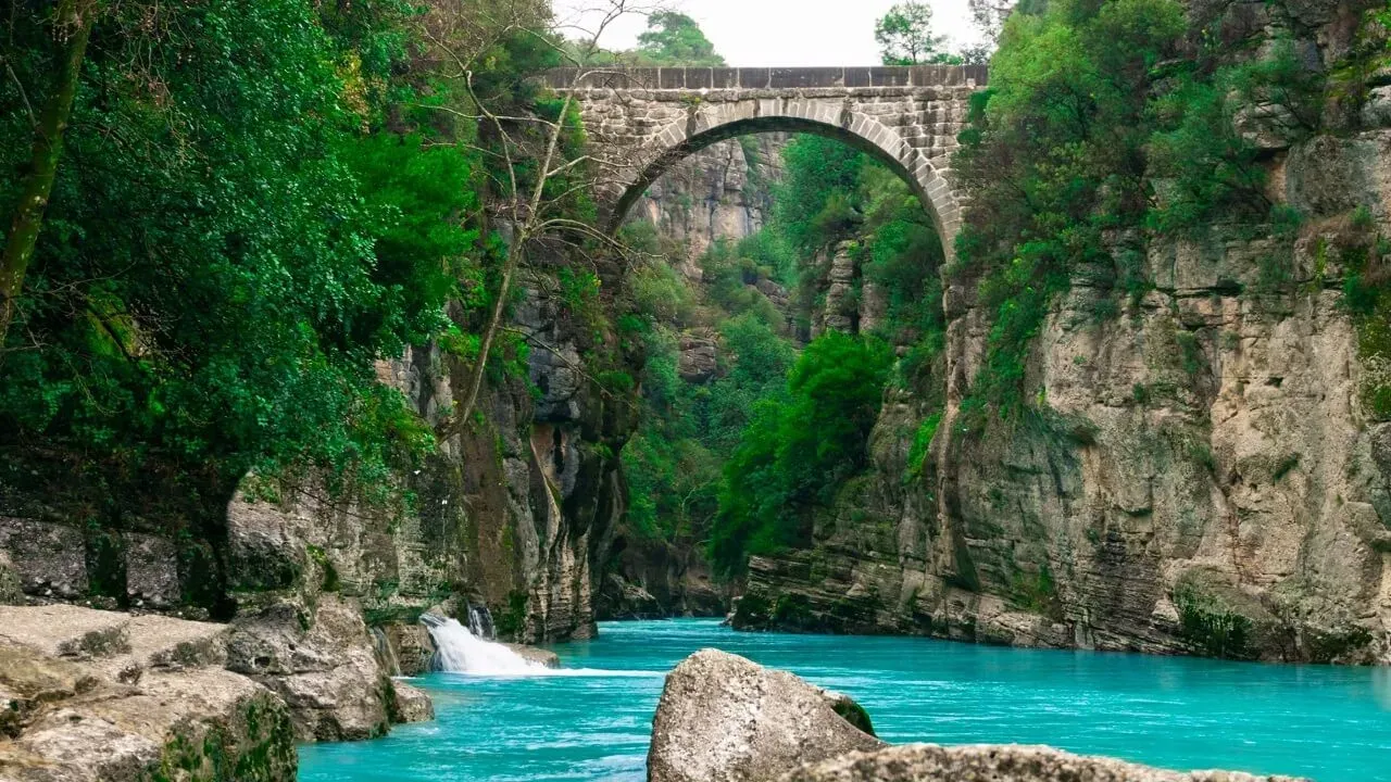 Köprülü Kanyon Milli Parkı: Adrenalin Arayanlara